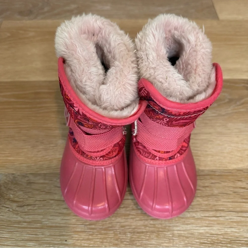 Cat & Jack Girls Size 5/6 Pink Thermolite Faux Fur Snow Boots